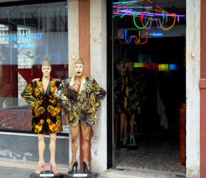 Roman Fashionistas! (c) 2007 Ted Grellner